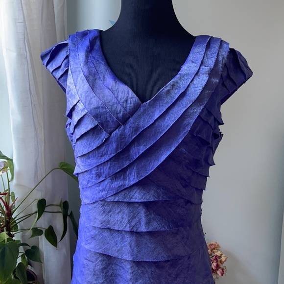 London Times Dress Tiered Purple Iridescent Cap Sleeve Mother Bride Raw Edge - Picture 3 of 16